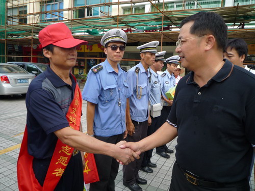 骆蔚峰近况速递：最新动态揭秘